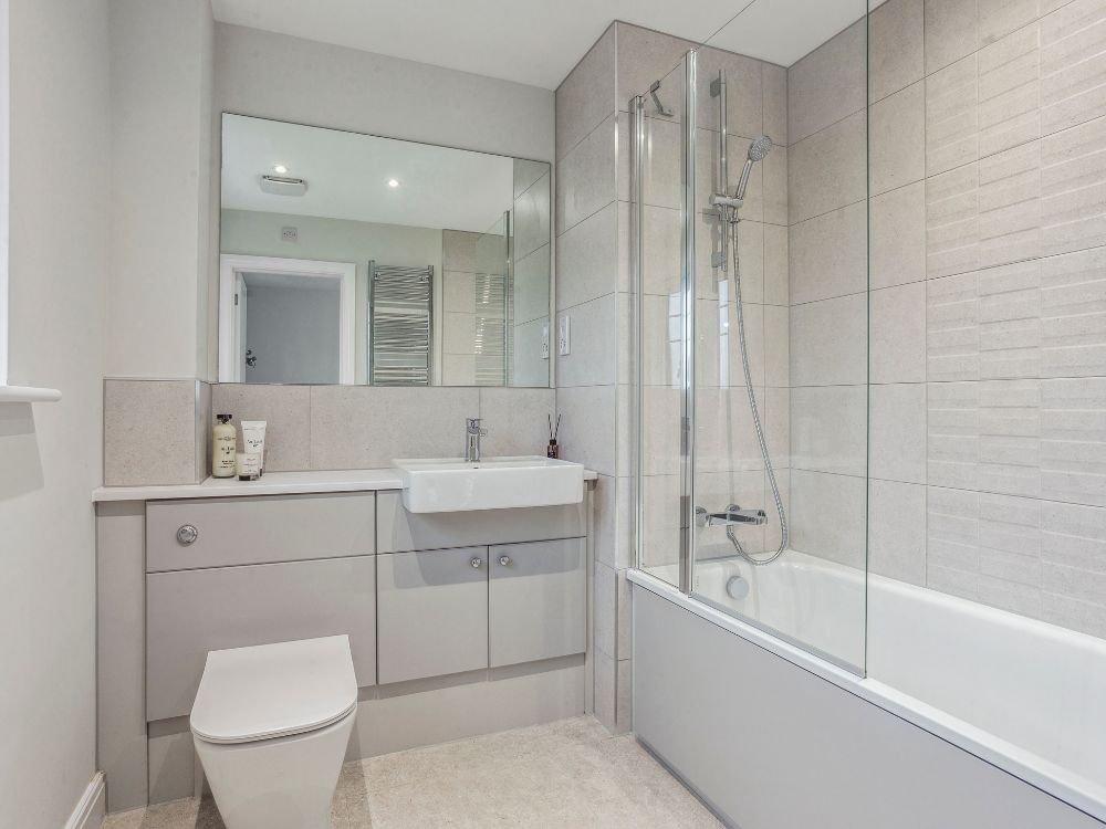 Plot 79 Main Bathroom